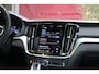 Volvo V60 2.0 T6 Plug-in hybrid AWD Plus Dark | Trekhaak | 360 Camera | Panoramadak | Harman/Kardon | Memory