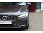 Volvo V60 2.0 T6 Plug-in hybrid AWD Plus Dark | Trekhaak | 360 Camera | Panoramadak | Harman/Kardon | Memory