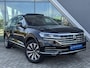 Volkswagen Touareg 3.0 TSi Plug In eHybrid 4MOTION 462pk Panoramadak / Camera / Virtual Dash