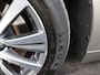 Lexus ES 300h Business Line | Sunroof | Lederen Bekleding | Apple Carplay & Android Auto |