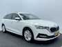 Skoda Octavia Combi 1.0 e-TSI Business Edition Stijlvol, zuinig en ruim!