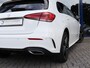 Mercedes-Benz A-klasse 250 e AMG| 8G Aut | MBUX High End | Night Pakket | Panoramadak | Apple Car Play/Android Auto | Ambiente Light | Sound System | Parkeer Paket | Model 2023 |