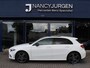 Mercedes-Benz A-klasse 250 e AMG| 8G Aut | MBUX High End | Night Pakket | Panoramadak | Apple Car Play/Android Auto | Ambiente Light | Sound System | Parkeer Paket | Model 2023 |