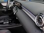 Mercedes-Benz A-klasse 250 e AMG| 8G Aut | MBUX High End | Night Pakket | Panoramadak | Apple Car Play/Android Auto | Ambiente Light | Sound System | Parkeer Paket | Model 2023 |