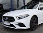 Mercedes-Benz A-klasse 250 e AMG| 8G Aut | MBUX High End | Night Pakket | Panoramadak | Apple Car Play/Android Auto | Ambiente Light | Sound System | Parkeer Paket | Model 2023 |