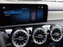Mercedes-Benz A-klasse 250 e AMG| 8G Aut | MBUX High End | Night Pakket | Panoramadak | Apple Car Play/Android Auto | Ambiente Light | Sound System | Parkeer Paket | Model 2023 |
