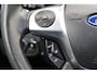 Ford Kuga 1.6 Titanium | Stoelverwarming | Camera | Navigatie | Cruise Control | Dodehoeksensoren | Elek. Klep