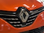 Renault Clio 1.0 TCe 90pk Automaat | Groot Navi | 360 | 17" | PDC V+A | Stoel & stuur verwarming | Keurig nette auto |