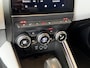 Renault Clio 1.0 TCe 90pk Automaat | Groot Navi | 360 | 17" | PDC V+A | Stoel & stuur verwarming | Keurig nette auto |