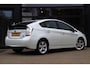 Toyota Prius 1.8 Dynamic | NAP | Dealer Onderhouden | Cruise | Camera | Climate | Navi | Metallic