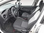 Toyota Yaris 1.5 Hybrid Design Red Navi | Camera | Metallic lak | Bovag garantie | Lage km stand | NAP