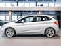 BMW 2-Serie Active Tourer 218i Sport Automaat | Panorama | Volleder | HUD | Stoelverwarming