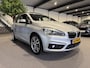 BMW 2-Serie Active Tourer 218i Sport Automaat | Panorama | Volleder | HUD | Stoelverwarming
