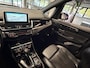 BMW 2-Serie Active Tourer 218i Sport Automaat | Panorama | Volleder | HUD | Stoelverwarming