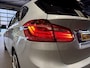 BMW 2-Serie Active Tourer 218i Sport Automaat | Panorama | Volleder | HUD | Stoelverwarming