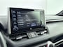 Toyota RAV4 2.5 Hybrid Bi-Tone | Navigatie | 360 camera | Stoelverwarming | Dodehoek detectie | JBL | 19 inch | Digitale binnenspiegel | Apple Carplay / Android Auto