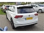 Volkswagen Tiguan 1.5 TSI ACT Highline Business R-line Pano | Parelmoer wit | Virtual cockpit | Carplay | 20'' LMV zwart | LED koplampen | Stoelverarming | Alcantara