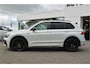 Volkswagen Tiguan 1.5 TSI ACT Highline Business R-line Pano | Parelmoer wit | Virtual cockpit | Carplay | 20'' LMV zwart | LED koplampen | Stoelverarming | Alcantara