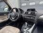 BMW 1-Serie 116d High Executive | Lederen Bekleding | Navigatie | 18 Inch Lichtmetalen Velgen | 5 Deurs | Memory Stoelen |