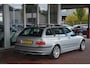 BMW 3-Serie Touring 320i Executive | Navigatie | Sportstoelen | Schuif-kanteldak | Stoelverwarming | Camera |