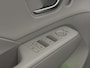 Hyundai Kona 1.6 GDI HEV Premium Hybride automaat met Lederen bekleding, Navigatie en Stoelverwarming Rijdende demo!