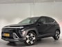 Hyundai Kona 1.6 GDI HEV Premium Hybride automaat met Lederen bekleding, Navigatie en Stoelverwarming Rijdende demo!