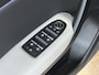 Renault Captur 1.6 E-Tech 160 Edition One | Groot Navi | Bose | Stoel & Stuur verwarming | 17" | PDC V+A | Dealer onderhouden!