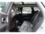 Volvo XC60 T6 Automaat Plug-in hybrid AWD Ultra Dark | Luchtvering | Panoramisch Schuif-Kantel dak | Bowers & Wilkins | Verwarmd Stuurwiel en Voor+Achterstoelen | Elektrische Trekhaak | 20'' Lichtmetalen Velgen