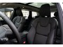 Volvo XC60 T6 Automaat Plug-in hybrid AWD Ultra Dark | Luchtvering | Panoramisch Schuif-Kantel dak | Bowers & Wilkins | Verwarmd Stuurwiel en Voor+Achterstoelen | Elektrische Trekhaak | 20'' Lichtmetalen Velgen