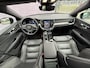 Volvo V60 2.0 T6 Plug-in hybrid AWD Plus Dark | Nieuw Binnen | Trekhaak | Adaptive Cruise Control | Panoramadak | 360 Camera | Harman/Kardon | Stuurverwarming | Stoelverwarming voor & achter | Power Seats | Sportstoelen |