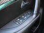 Peugeot e-2008 EV Allure Pack 50 kWh | Navi / Camera / Climate