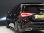 Mercedes-Benz A-klasse 180 Business Solution AMG [SCHUIFKANTELDAK, CAMERA, PDC 360, MEMORY SEATS, CRUISE CONTROL, STOELVERWARMING, SFEERVERLICHTING, BLUETOOTH TELEFOON, NIEUWSTAAT]