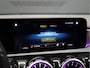 Mercedes-Benz A-klasse 180 Business Solution AMG [SCHUIFKANTELDAK, CAMERA, PDC 360, MEMORY SEATS, CRUISE CONTROL, STOELVERWARMING, SFEERVERLICHTING, BLUETOOTH TELEFOON, NIEUWSTAAT]