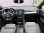 Volvo XC40 2.0 B4 Plus Dark | Trekhaak | Memory | Zitting verlengers | parkeersensoren vóór en achter | camera | Google auto | Full LED | verwarmde voorstoelen en stuurwiel | trekgewicht 2000KG! |