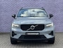Volvo XC40 2.0 B4 Plus Dark | Trekhaak | Memory | Zitting verlengers | parkeersensoren vóór en achter | camera | Google auto | Full LED | verwarmde voorstoelen en stuurwiel | trekgewicht 2000KG! |