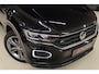 Volkswagen T-Roc 1.5 TSI Style 3X R-LINE/PANO/CARPLAY/BEATS/SFEERVBLINDSPOT/LANEASSIT/VOL
