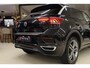 Volkswagen T-Roc 1.5 TSI Style 3X R-LINE/PANO/CARPLAY/BEATS/SFEERVBLINDSPOT/LANEASSIT/VOL