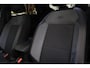 Volkswagen T-Roc 1.5 TSI Style 3X R-LINE/PANO/CARPLAY/BEATS/SFEERVBLINDSPOT/LANEASSIT/VOL