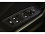 Volkswagen T-Roc 1.5 TSI Style 3X R-LINE/PANO/CARPLAY/BEATS/SFEERVBLINDSPOT/LANEASSIT/VOL