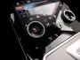Land Rover Range Rover Evoque 1.5 P300e AWD Black Edition S 309Pk Automaat (PLUG IN HYBRID, APPLE CARPLAY, HEAD UP DISPLAY, CAMERA, MERIDIAN AUDIO, KEYLESS, DIGITAL COCKPIT, STOELVERWARMING, ELEKTRISCHE STOELEN, NIEUWSTAAT)
