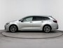 Toyota Corolla Touring Sports Hybrid 140 Dynamic | Parkeersensoren | Stoelverwarming | Navigatie | Apple Carplay / Android Auto