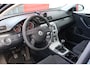 Volkswagen Passat Variant 2.0 FSI Comfortline | Origineel NL | Schuif-/kanteldak | Cruise Control | Trekhaak |