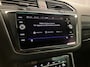 Volkswagen Tiguan 1.5 TSI R-Line Business 1.5TSi DSG | Panoramadak | Trekhaak | Camera | Virtual cockpit |