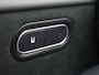 Mercedes-Benz A-klasse 180 AMG Line Panorama Dak / Nightpakket / Parkeercamera / Sfeerverlichting / Stoelverwarming /