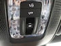 Mercedes-Benz A-klasse 180 AMG Line Panorama Dak / Nightpakket / Parkeercamera / Sfeerverlichting / Stoelverwarming /
