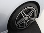 Mercedes-Benz A-klasse 180 AMG Line Panorama Dak / Nightpakket / Parkeercamera / Sfeerverlichting / Stoelverwarming /
