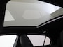 Mercedes-Benz A-klasse 180 AMG Line Panorama Dak / Nightpakket / Parkeercamera / Sfeerverlichting / Stoelverwarming /