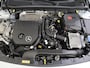 Mercedes-Benz A-klasse 180 AMG Line Panorama Dak / Nightpakket / Parkeercamera / Sfeerverlichting / Stoelverwarming /