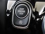 Mercedes-Benz A-klasse 180 AMG Line Panorama Dak / Nightpakket / Parkeercamera / Sfeerverlichting / Stoelverwarming /