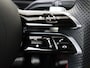 Mercedes-Benz A-klasse 180 AMG Line Panorama Dak / Nightpakket / Parkeercamera / Sfeerverlichting / Stoelverwarming /